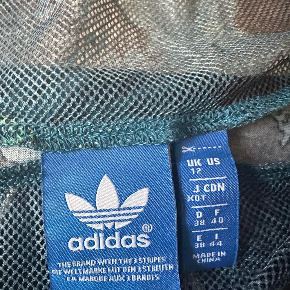 Adidas tee - Picture 2 of 2
